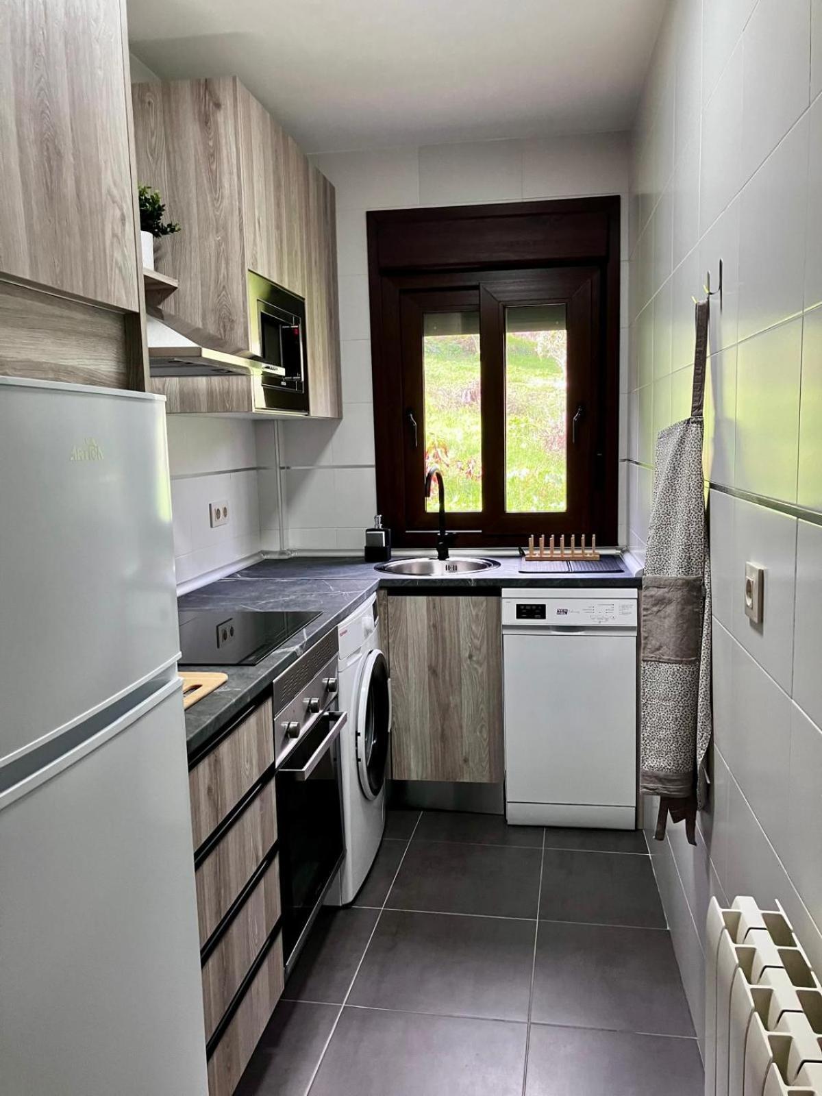 Apartamento Las Campanitas Nunomoral Exterior photo
